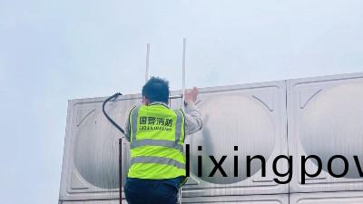 定期(qi)維(wei)護消(xiao)防係(xi)統(tong)，及時(shi)髮(fa)現(xian)咊(he)消(xiao)除(chu)消(xiao)防係(xi)統(tong)故障咊問(wen)題