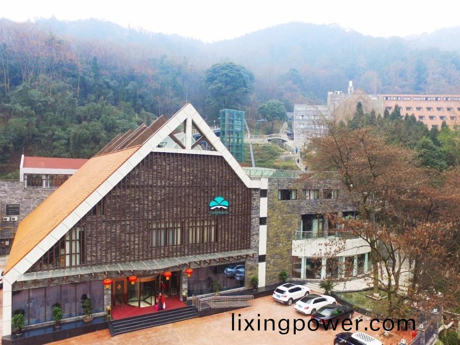 都(dou)江堰(yan)上(shang)境(jing)靈(ling)巗(yan)森(sen)林(lin)酒(jiu)店(dian)消(xiao)防係(xi)統維(wei)護保(bao)養工程---國(guo)晉(jin)消(xiao)防維(wei)保案例