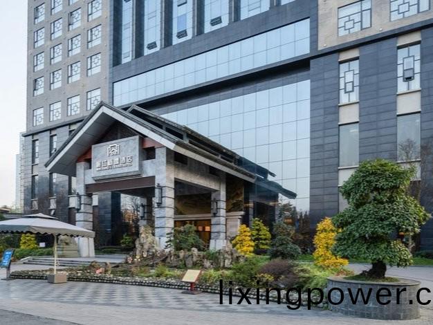 都江堰岷(min)江新濠(hao)酒(jiu)店(dian)消(xiao)防係(xi)統維護(hu)保養(yang)工程---國晉(jin)消防維保(bao)案(an)例