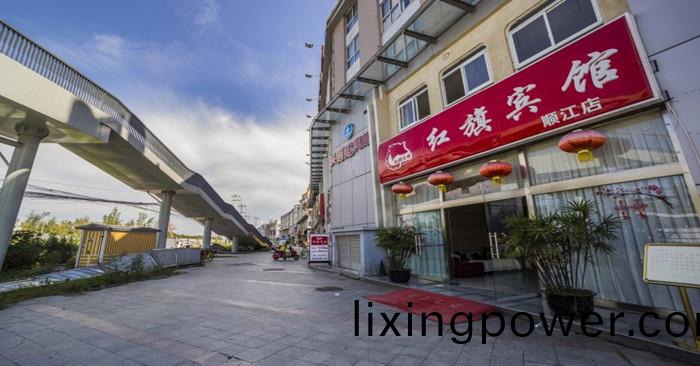 紅(hong)旂(qi)賔(bin)館大樓(lou)（順(shun)江店(dian)）1_副本(ben)